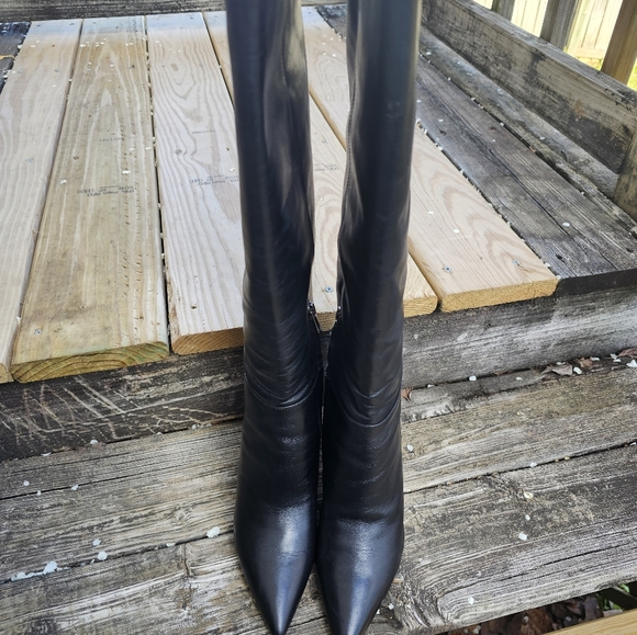 Boots - Picture 7 of 10